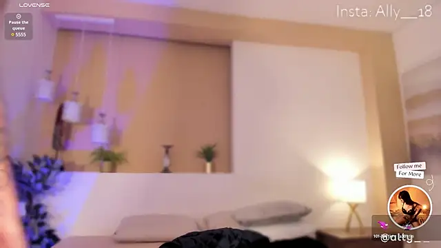 Snapshot of Ally_addams chatting on 02-06-25, 04:53 Ally addams online show from 02-06-25, 04:53