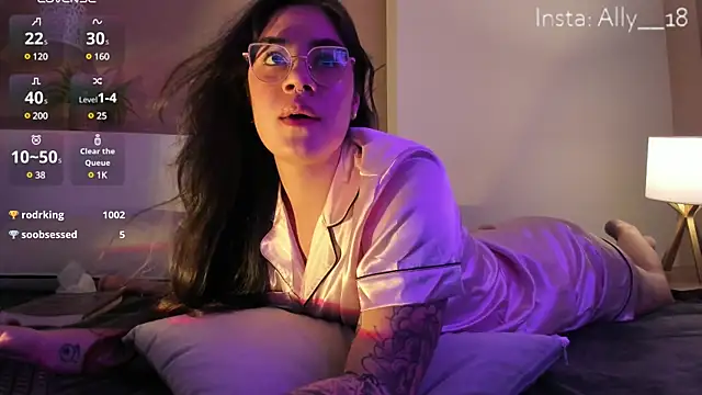 Snapshot of Ally_addams chatting on 02-11-25, 09:31 Ally addams online show from 02-11-25, 09:31