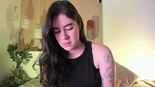 Snapshot of Ally_addams chatting on 10-06-25, 03:48 Ally addams online show from 10-06-25, 03:48