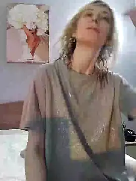 AvelinaLeoni online show from 12-25-24, 05:48