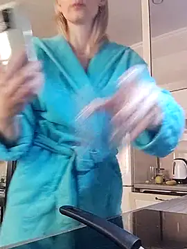 AvelinaLeoni online show from 03-18-25, 05:41