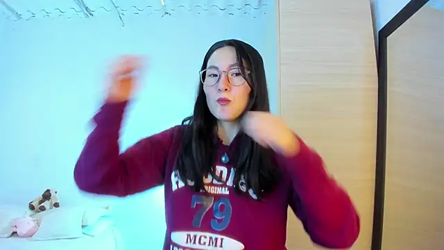 Elle Lee  online show from 02-12-26, 02:56