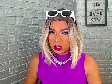 Snapshot of Antonela_Connors chatting on 09-18-25, 01:51 Antonela Connors online show from 09-18-25, 01:51