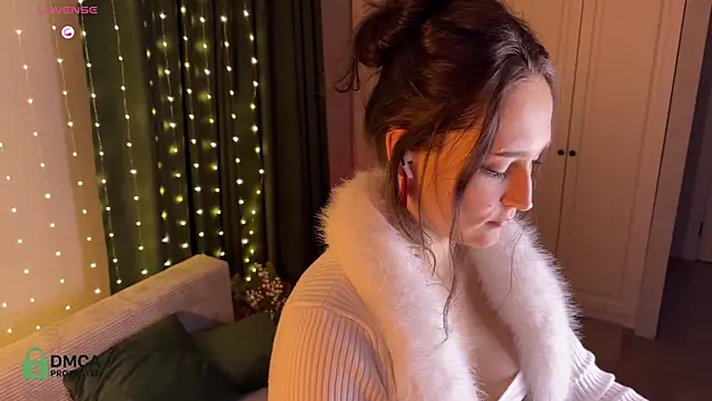 Pavlyna online show from 12-22-25, 06:38