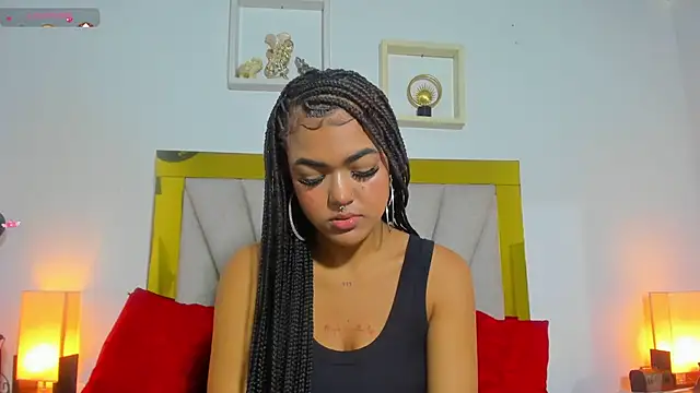 Snapshot of vahiolet_fuentes chatting on 12-12-24, 03:10 vahiolet fuentes online show from 12-12-24, 03:10