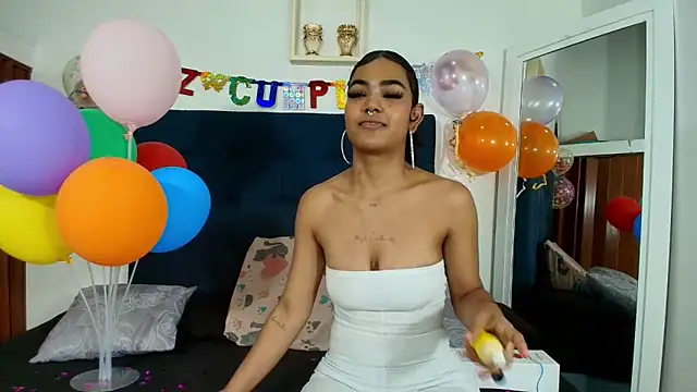 Snapshot of vahiolet_fuentes chatting on 03-20-25, 03:02 vahiolet fuentes online show from 03-20-25, 03:02