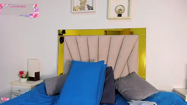 Snapshot of vahiolet_fuentes chatting on 10-17-25, 03:10 vahiolet fuentes online show from 10-17-25, 03:10