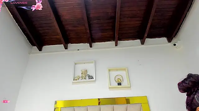 vahiolet fuentes online show from 03-19-26, 02:59