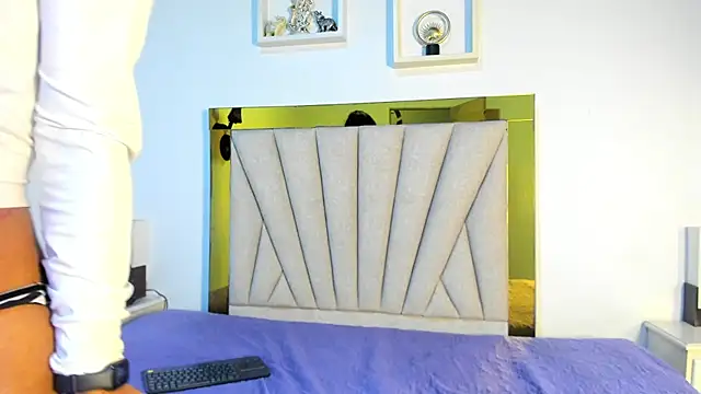 vahiolet fuentes online show from 03-28-26, 03:06