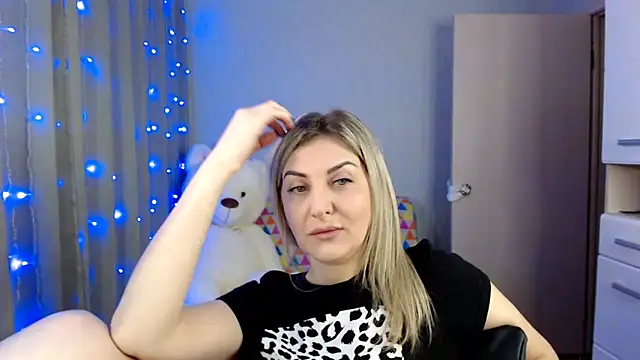 Snapshot of Amelia_Harper chatting on 01-10-25, 03:06 Amelia Harper online show from 01-10-25, 03:06