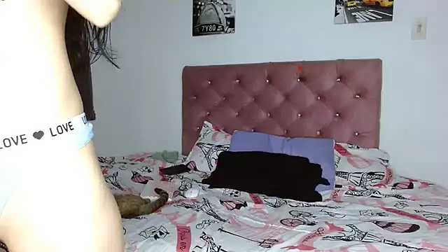 saritapretyy online show from 10-08-25, 10:40