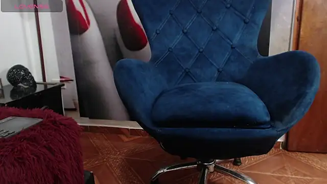 karenlennox1 online show from 12-16-24, 06:21