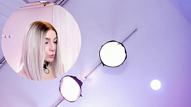 Snapshot of Kate_bunny_ chatting on 11-26-25, 11:33 Kate bunny online show from 11-26-25, 11:33