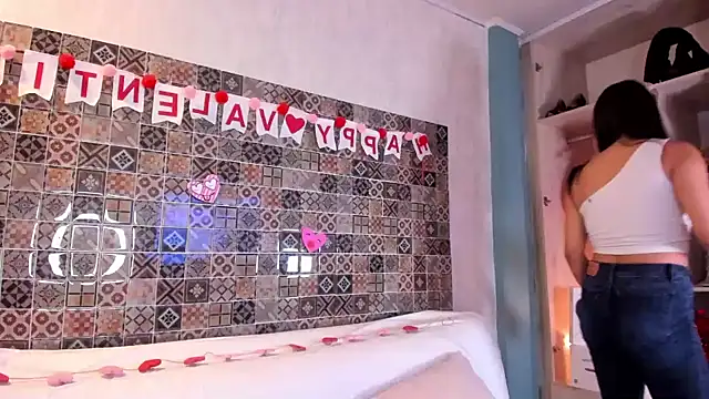 Sophia wilsonn  online show from 02-11-25, 11:10