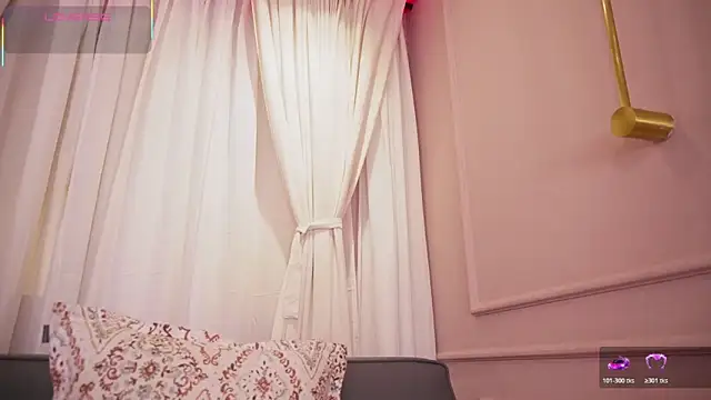 Sophia wilsonn  online show from 10-28-25, 11:03