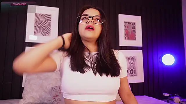 Sophia wilsonn  online show from 03-18-26, 10:40