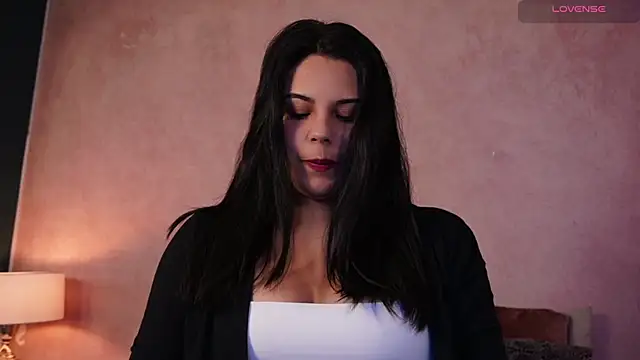 Snapshot of Sophia_wilsonn_ chatting on 05-21-26, 11:17 Sophia wilsonn online show from 05-21-26, 11:17