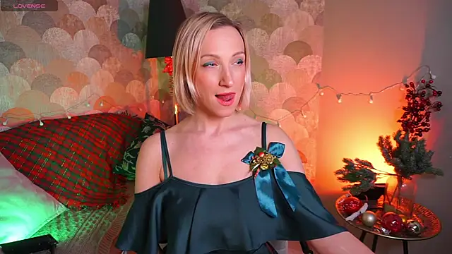 UmaTruewoman online show from 12-22-24, 05:56