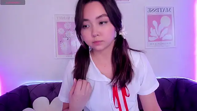 Fluffy Rose online show from 01-19-25, 07:57