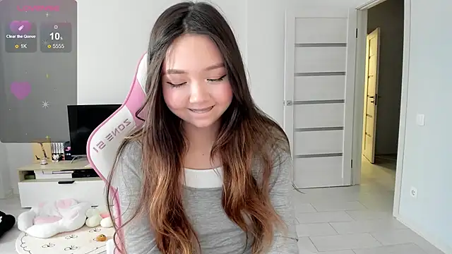 Snapshot of Fluffy_Rose chatting on 05-22-26, 03:02 Fluffy Rose online show from 05-22-26, 03:02