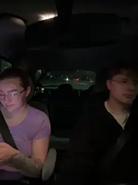 Snapshot of xX_HotCouple_Xx chatting on 11-04-25, 08:41 xX HotCouple Xx online show from 11-04-25, 08:41