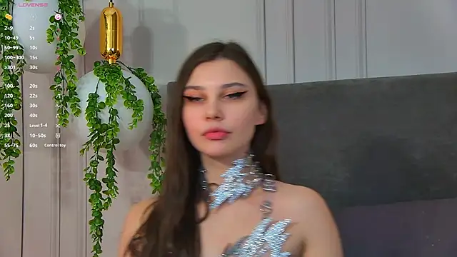 Snapshot of ReginaRobinson chatting on 02-13-25, 08:27 ReginaRobinson online show from 02-13-25, 08:27