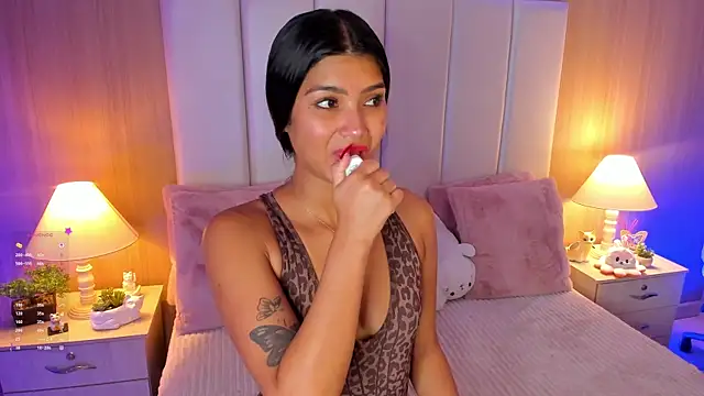 CaseyPiierce online show from 09-27-25, 07:41