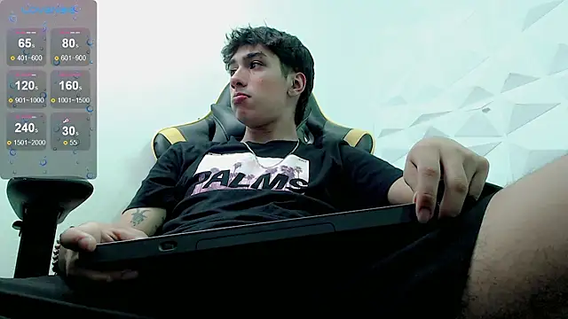 Snapshot of Jake_tripp chatting on 12-03-24, 03:20 Jake tripp online show from 12-03-24, 03:20