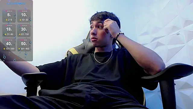 Snapshot of Jake_tripp chatting on 12-13-24, 04:43 Jake tripp online show from 12-13-24, 04:43