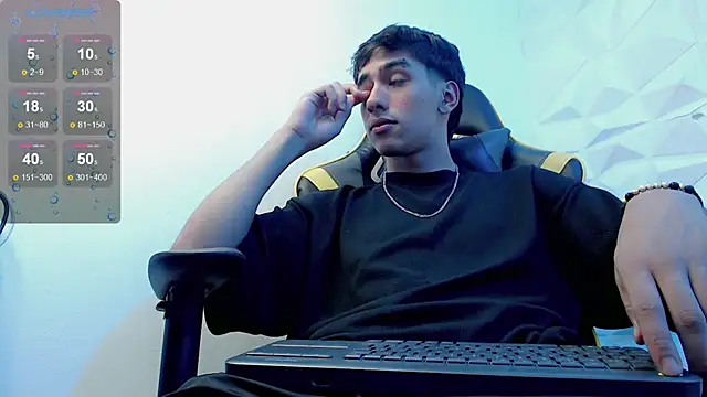 Snapshot of Jake_tripp chatting on 12-13-24, 07:47 Jake tripp online show from 12-13-24, 07:47