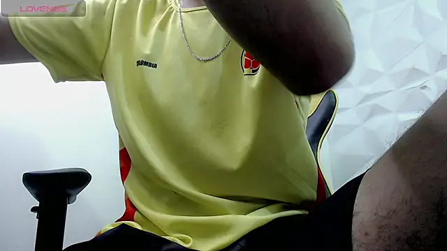 Snapshot of Jake_tripp chatting on 12-21-24, 04:19 Jake tripp online show from 12-21-24, 04:19