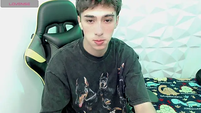 Snapshot of Jake_tripp chatting on 01-03-25, 02:21 Jake tripp online show from 01-03-25, 02:21