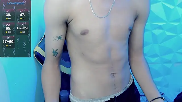 Snapshot of Jake_tripp chatting on 01-14-25, 03:32 Jake tripp online show from 01-14-25, 03:32