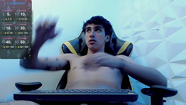 Snapshot of Jake_tripp chatting on 01-30-25, 07:07 Jake tripp online show from 01-30-25, 07:07