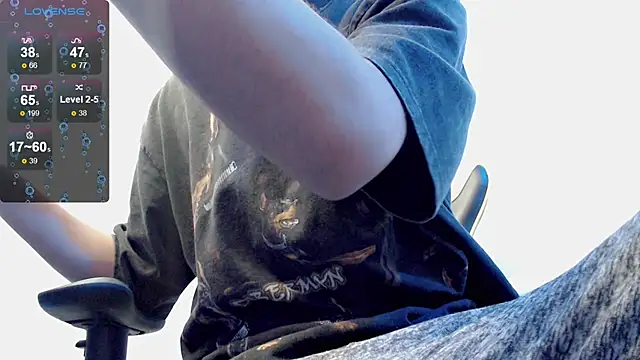 Snapshot of Jake_tripp chatting on 02-06-25, 04:53 Jake tripp online show from 02-06-25, 04:53