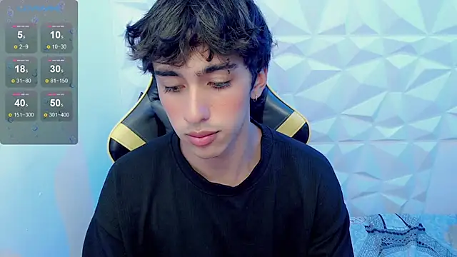 Snapshot of Jake_tripp chatting on 02-18-25, 02:59 Jake tripp online show from 02-18-25, 02:59