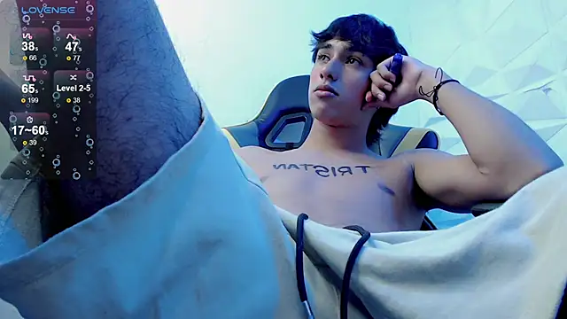 Snapshot of Jake_tripp chatting on 02-23-25, 03:56 Jake tripp online show from 02-23-25, 03:56