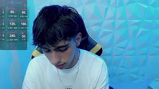 Snapshot of Jake_tripp chatting on 02-28-25, 03:15 Jake tripp online show from 02-28-25, 03:15