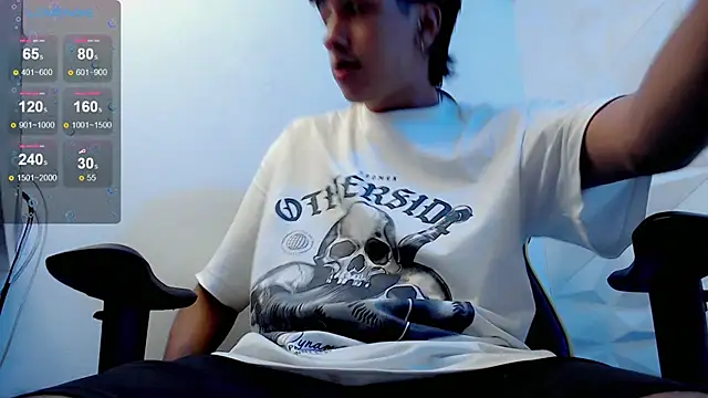 Snapshot of Jake_tripp chatting on 03-05-25, 03:08 Jake tripp online show from 03-05-25, 03:08