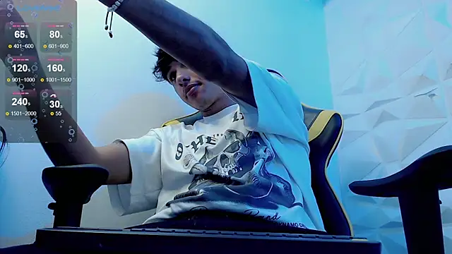 Snapshot of Jake_tripp chatting on 03-05-25, 07:05 Jake tripp online show from 03-05-25, 07:05