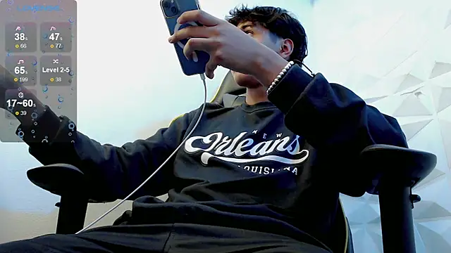 Snapshot of Jake_tripp chatting on 03-06-25, 03:35 Jake tripp online show from 03-06-25, 03:35