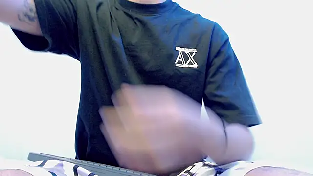 Snapshot of Jake_tripp chatting on 09-30-25, 03:22 Jake tripp online show from 09-30-25, 03:22