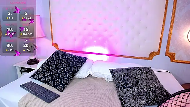 Paiige peach online show from 02-27-25, 11:20