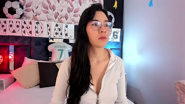 Snapshot of Susa1userma_ chatting on 06-20-26, 11:46 Susa1userma online show from 06-20-26, 11:46