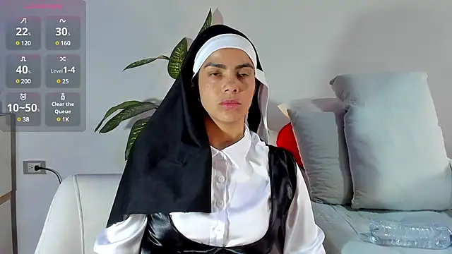 Snapshot of ClaraMariaMon chatting on 01-24-25, 06:25 ClaraMariaMon online show from 01-24-25, 06:25