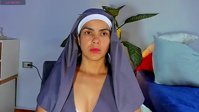 Snapshot of ClaraMariaMon chatting on 02-12-25, 06:19 ClaraMariaMon online show from 02-12-25, 06:19