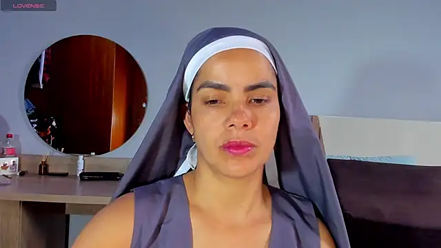 Snapshot of ClaraMariaMon chatting on 03-13-25, 01:18 ClaraMariaMon online show from 03-13-25, 01:18