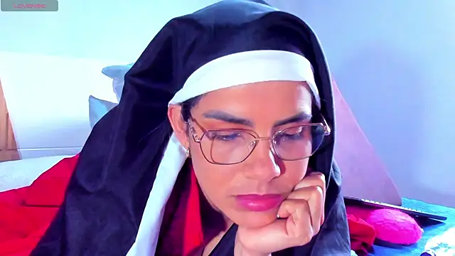 Snapshot of ClaraMariaMon chatting on 03-20-25, 05:04 ClaraMariaMon online show from 03-20-25, 05:04