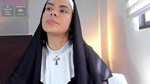 Snapshot of ClaraMariaMon chatting on 11-04-25, 03:33 ClaraMariaMon online show from 11-04-25, 03:33