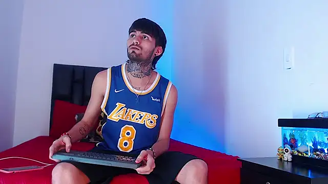 Snapshot of Brutal_Sex_Fucking chatting on 01-09-25, 03:36 Brutal Sex Fucking online show from 01-09-25, 03:36